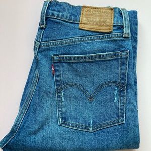 Premium Levi’s Wedgie Straight Leg